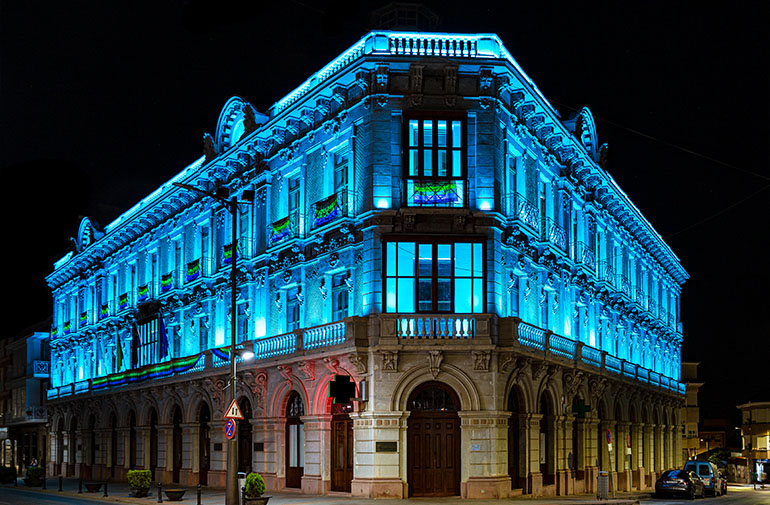 El Ayuntamiento de La Unión da luz a su fachada con Prilux y su última tecnología en iluminación